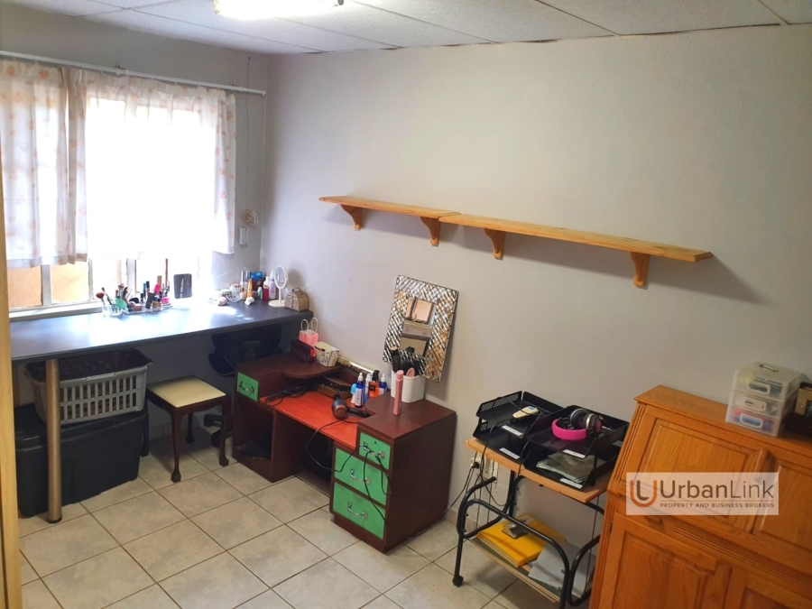 3 Bedroom Property for Sale in Bodorp North West
